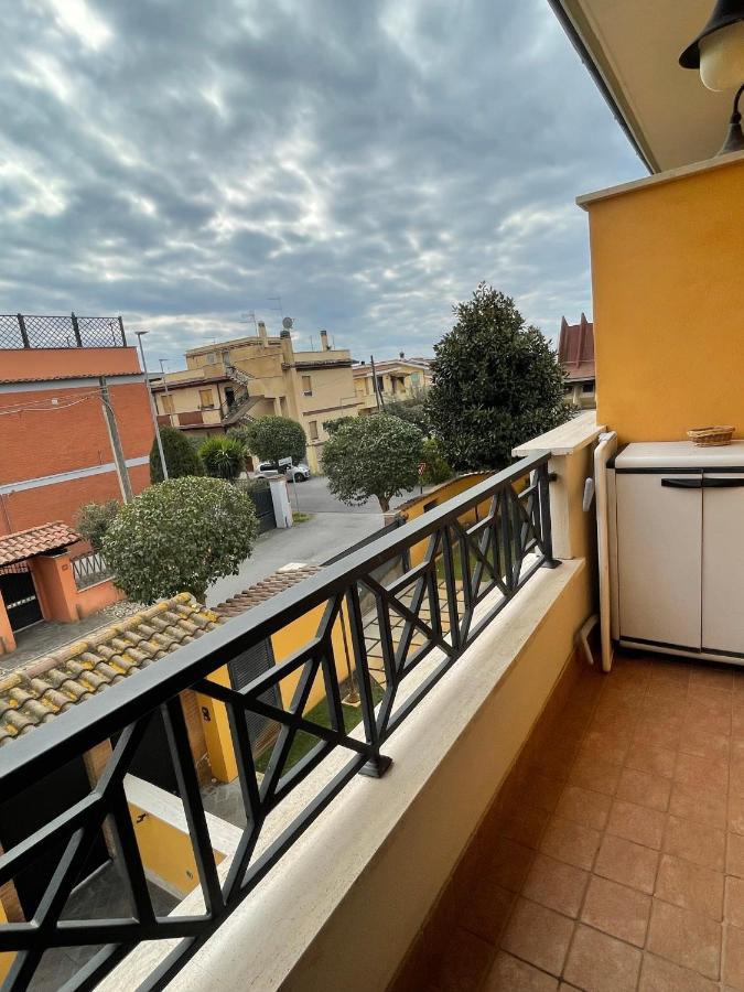 Villa La Casa Di Flora Aeroporto Di Fiumicino Esterno foto