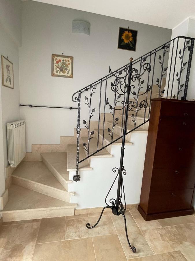 Villa La Casa Di Flora Aeroporto Di Fiumicino Esterno foto